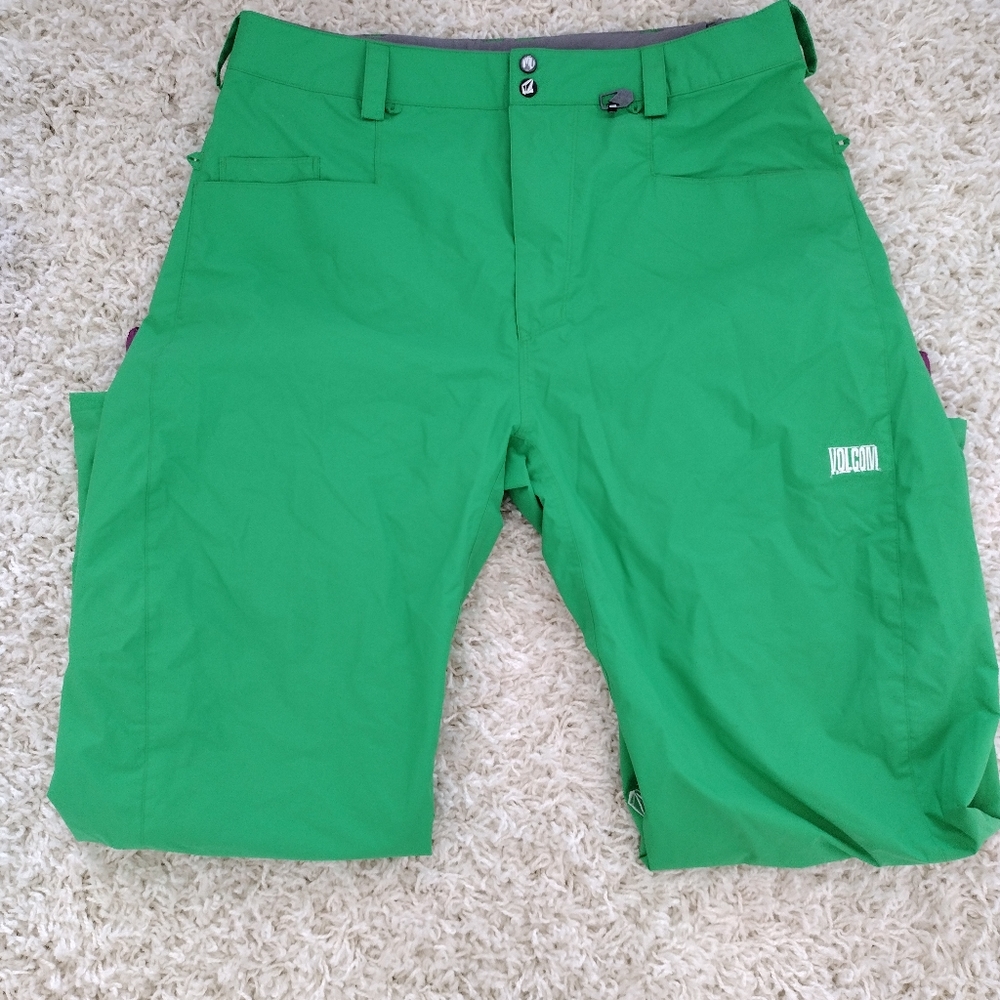 Volcom Snowboarding pants for Men.